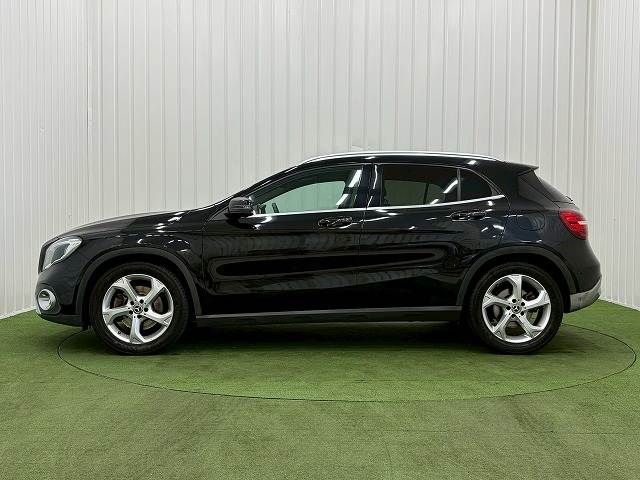 MERCEDES BENZ GLA class