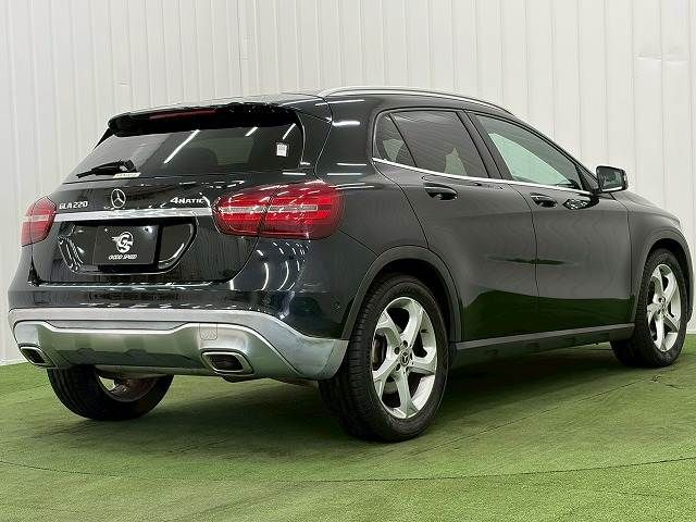 MERCEDES BENZ GLA class