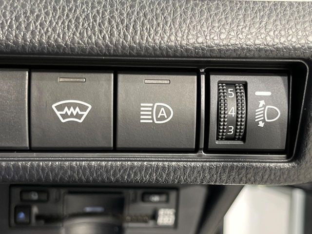 PRIUS 4WD
