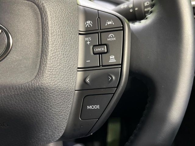 PRIUS 4WD