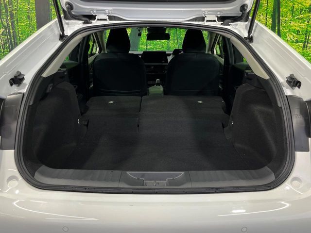PRIUS 4WD