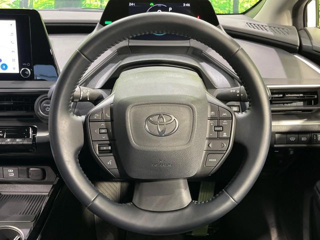 PRIUS 4WD