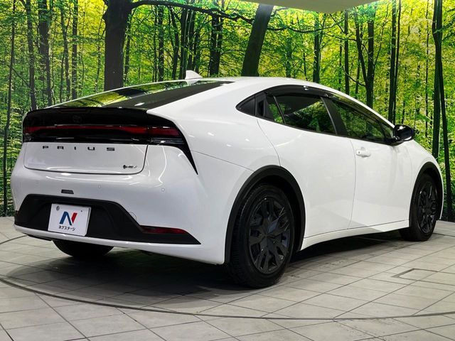 PRIUS 4WD
