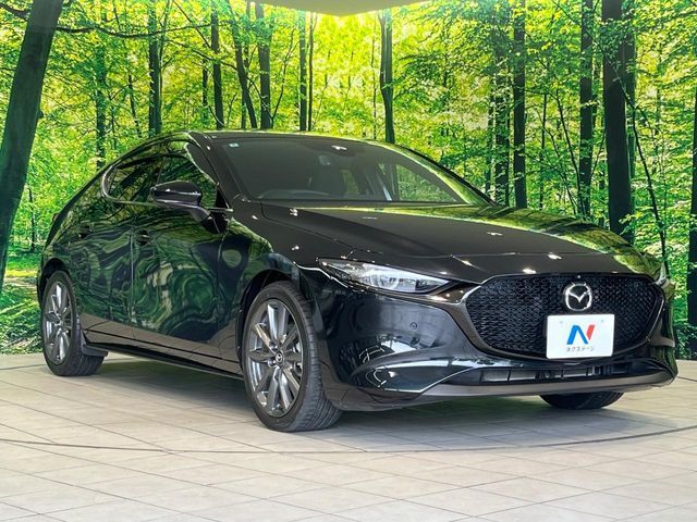 MAZDA3 FASTBACK