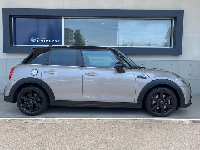 MINI COOPER S 5DOOR