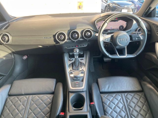 AUDI TT coupe