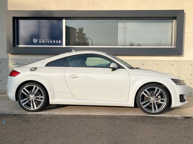 AUDI TT coupe