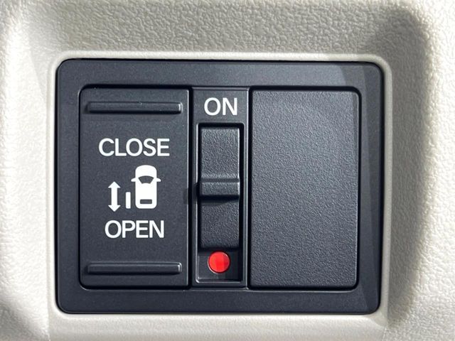 N BOX