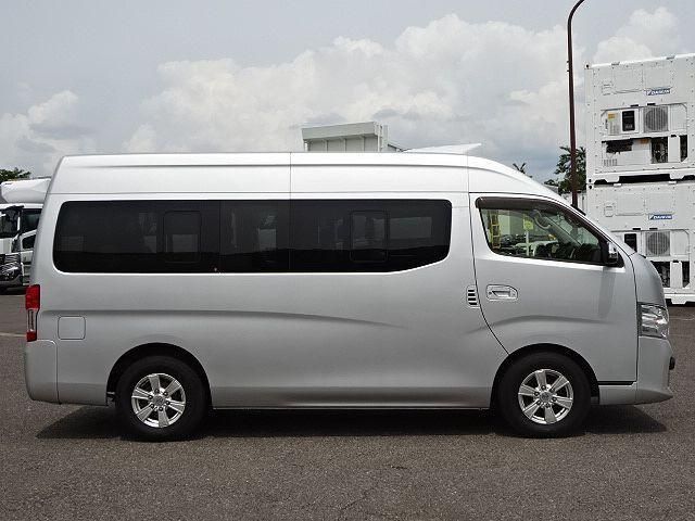CARAVAN van 2WD