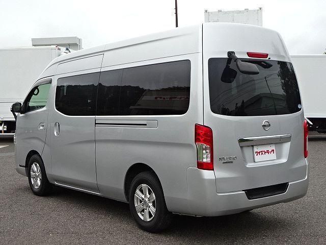CARAVAN van 2WD