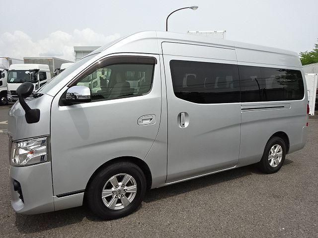 CARAVAN van 2WD