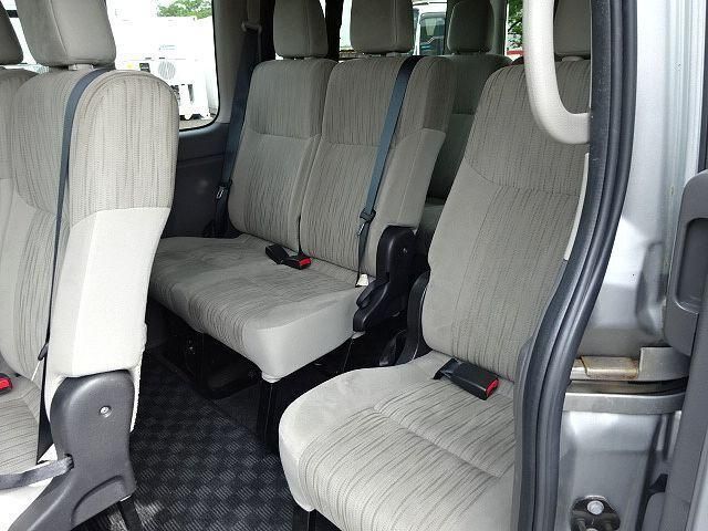 CARAVAN van 2WD