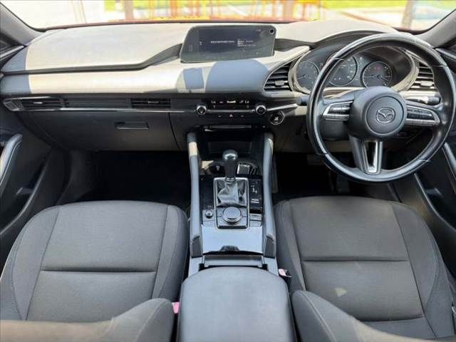 MAZDA3 FASTBACK