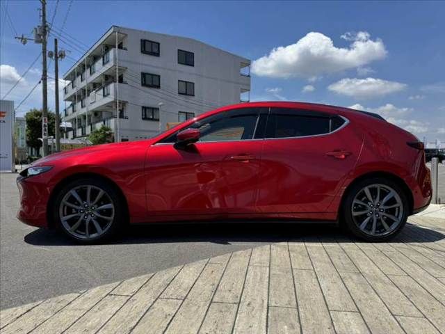 MAZDA3 FASTBACK