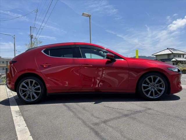 MAZDA3 FASTBACK