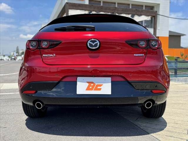 MAZDA3 FASTBACK