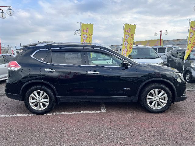 X-TRAIL HYBRID 4WD