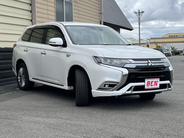 OUTLANDER PHEV