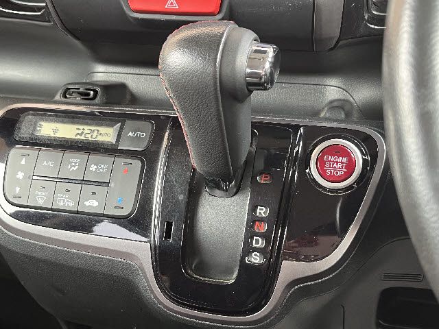 N BOX 4WD