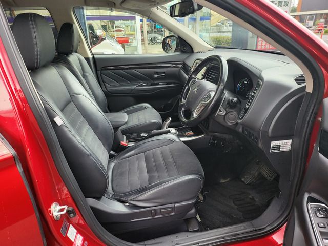 OUTLANDER PHEV