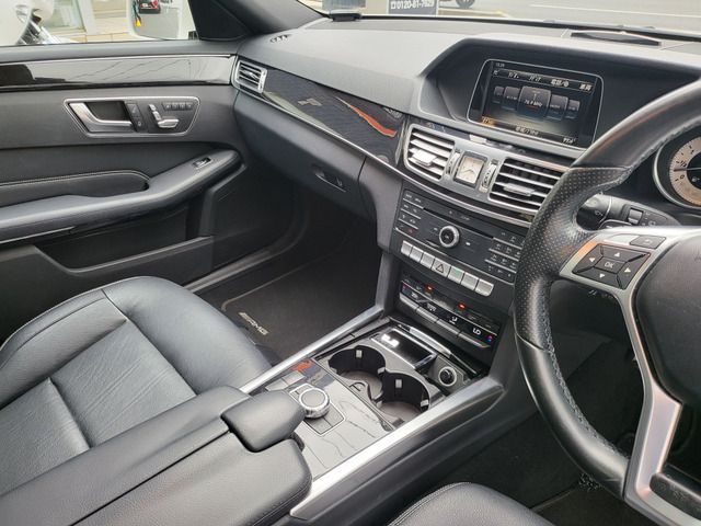 MERCEDES BENZ E class stationwagon