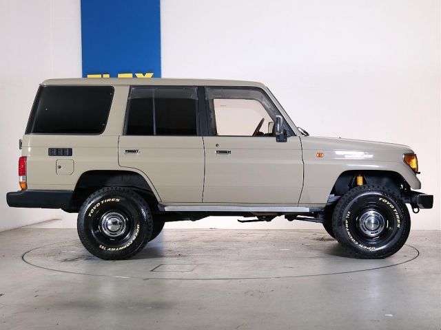 LANDCRUISER PRADO