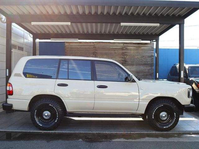LANDCRUISER wagon