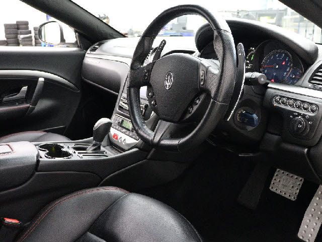 MASERATI GRANTURISMO
