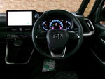 VOXY HYBRID 4WD
