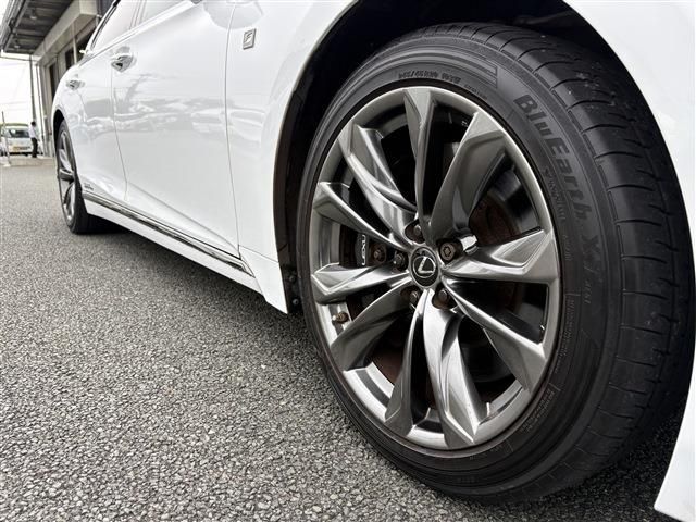 LEXUS LS500h