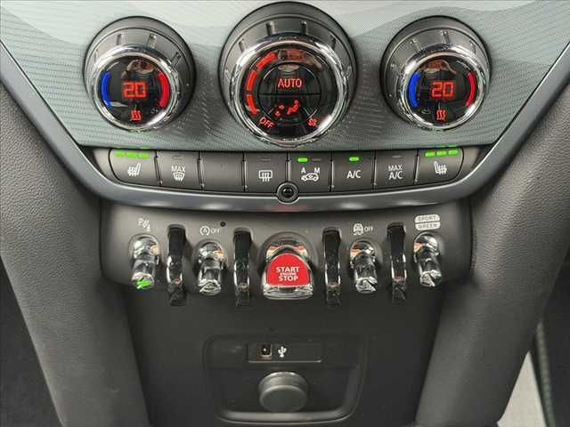 MINI COOPER D CROSSOVER