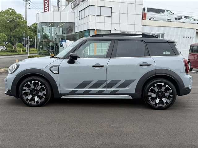 MINI COOPER D CROSSOVER