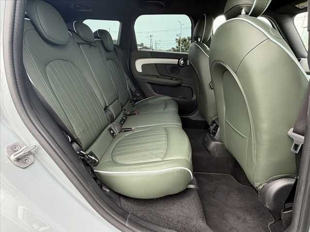 MINI COOPER D CROSSOVER