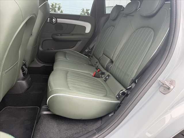 MINI COOPER D CROSSOVER