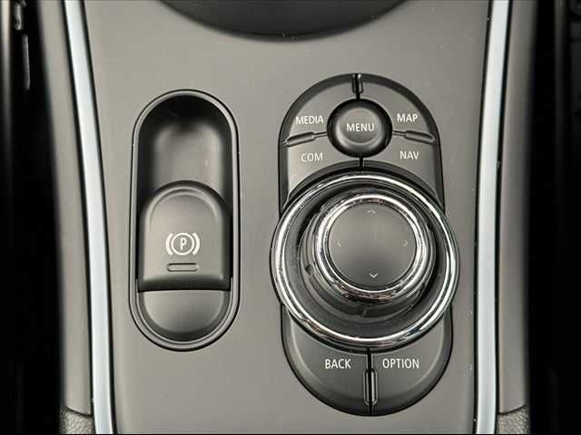 MINI COOPER D CROSSOVER