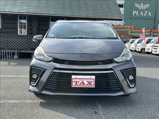 PRIUS Alpha