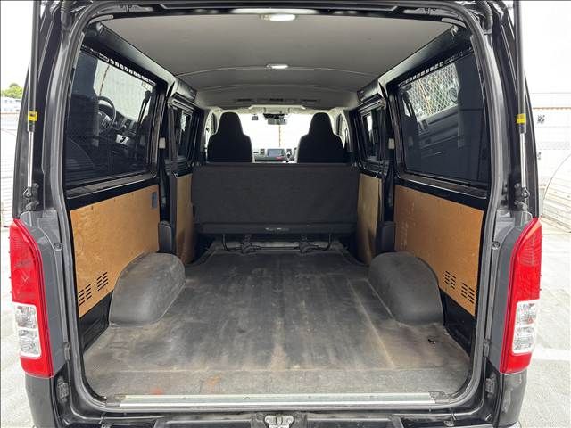 REGIUSACE van 2WD