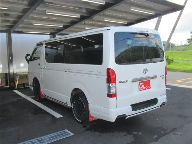 HIACE van 4WD