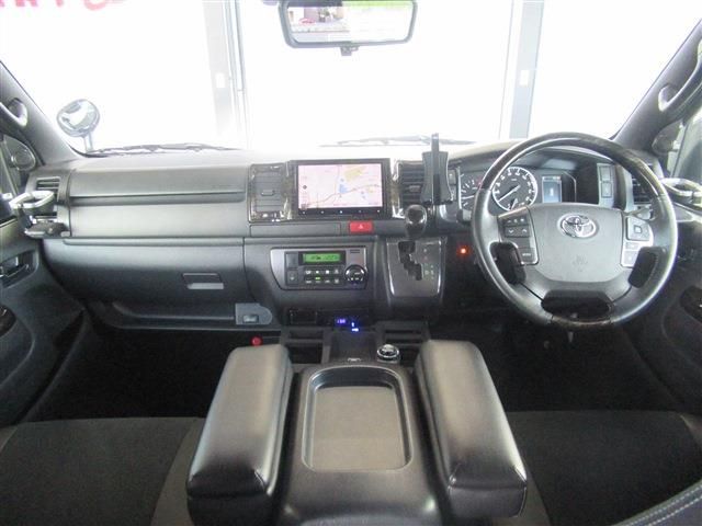 HIACE van 4WD