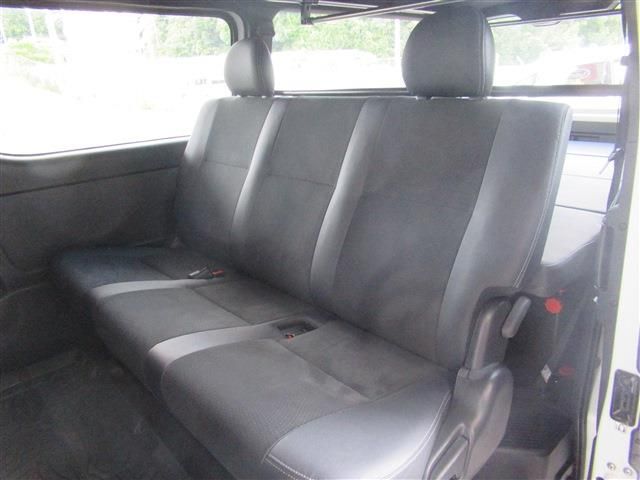 HIACE van 4WD