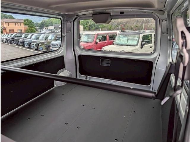 CARAVAN van 2WD