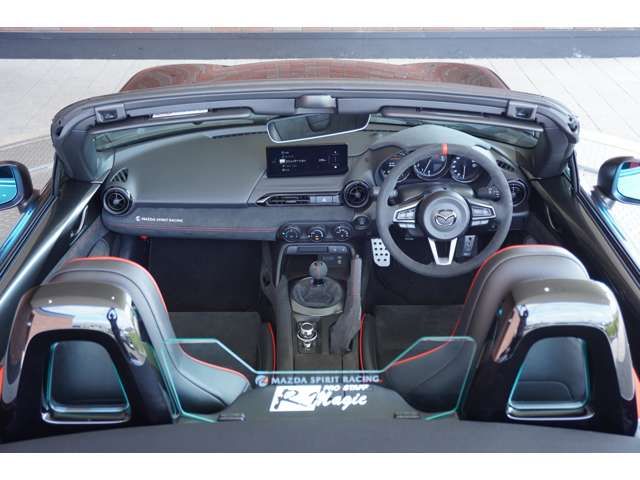 ROADSTER