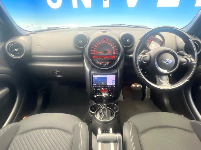 BMW MINI COOPER SD CROSSOVER