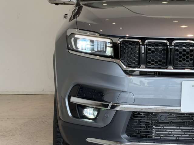 JEEP COMMANDER