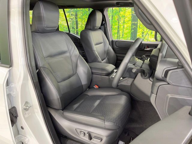 LANDCRUISER 250