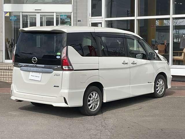 SERENA  S-HYBRID 4WD