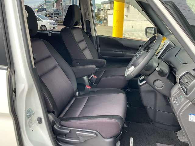SERENA  S-HYBRID 4WD