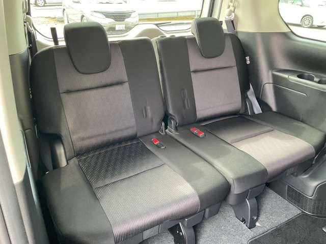 SERENA  S-HYBRID 4WD