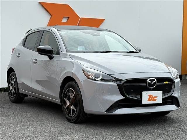MAZDA2