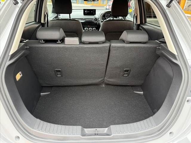 MAZDA2